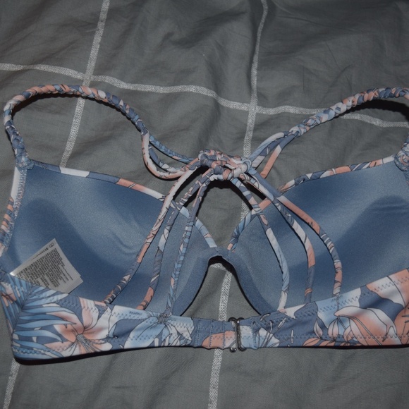 Floral Bikini Top - Picture 2 of 2